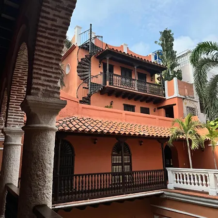 Casa Estrella Colonial Mansion-2